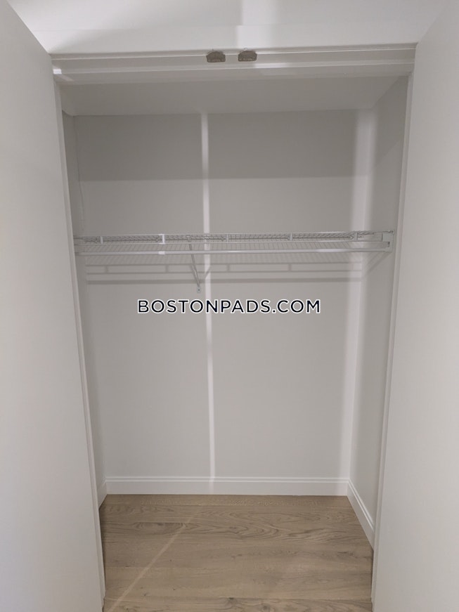 Boston - $4,800+ /mo