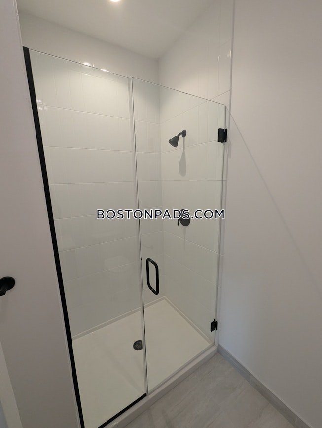 Boston - $3,800+ /mo