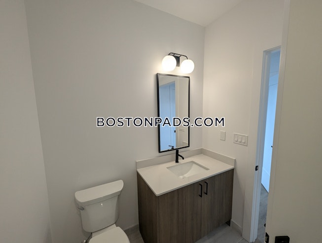 Boston - $3,800+ /mo
