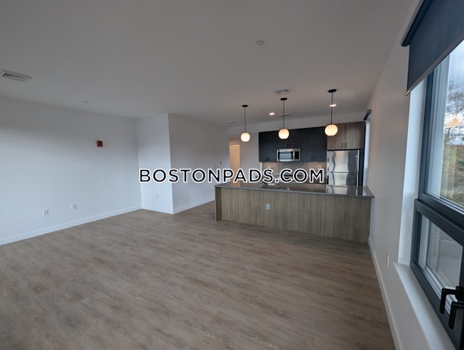 Boston - $3,800+ /mo