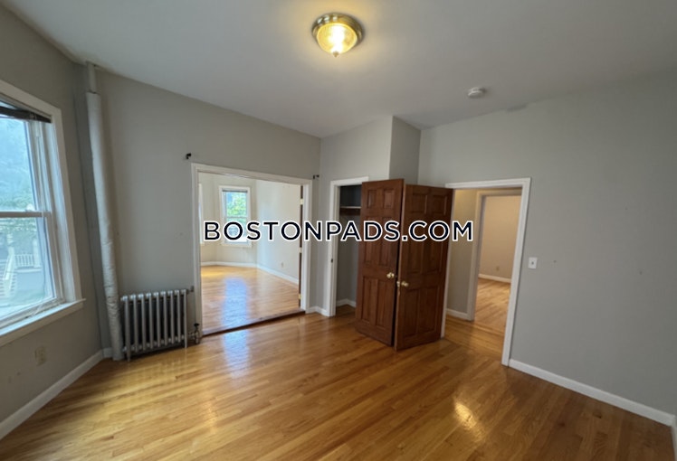 Tufts St., Cambridge