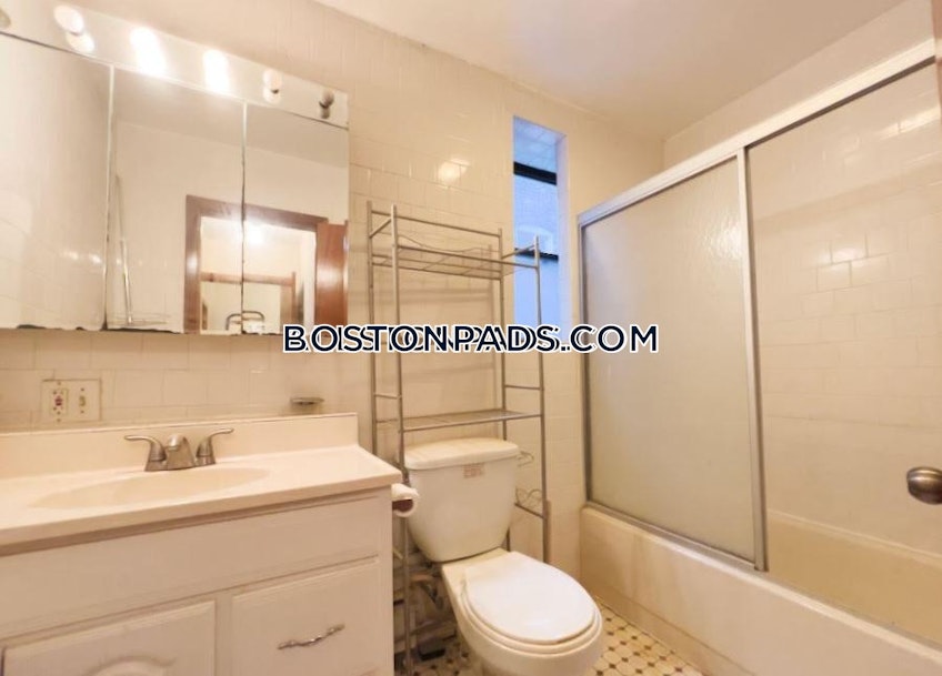 Boston - $4,400+ /month