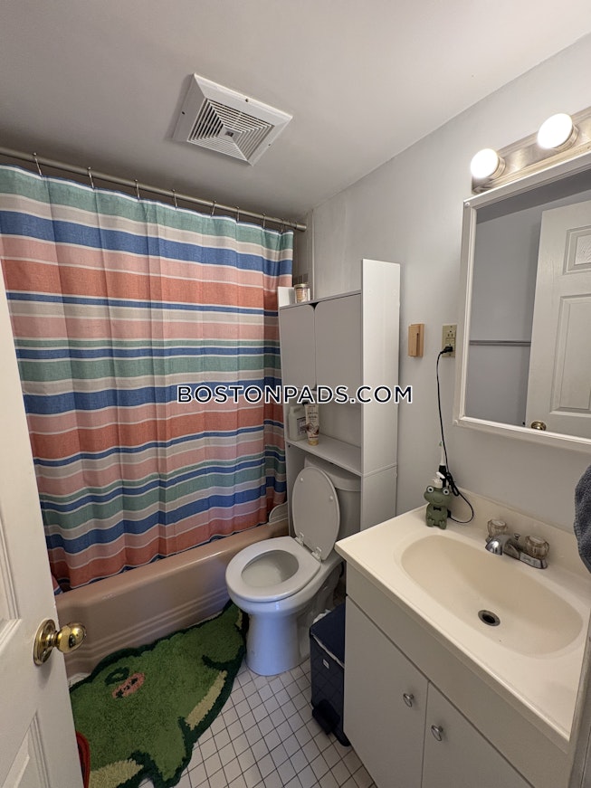 Boston - $2,720+ /mo