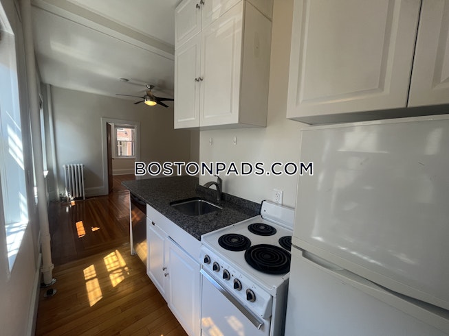 Boston - $3,100+ /mo