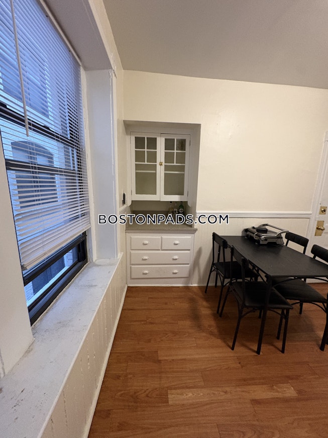 Cambridge - $3,000+ /mo