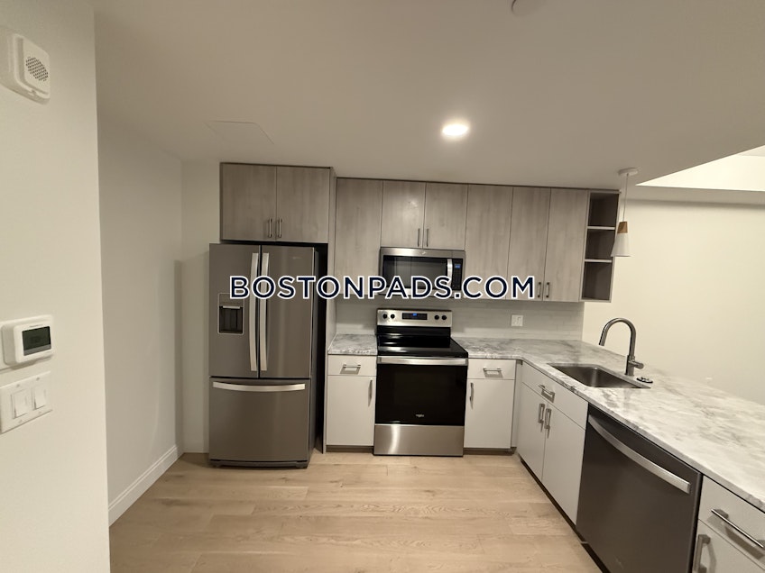 Boston - $3,900+ /month