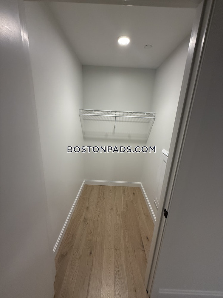 Brighton Ave., Boston