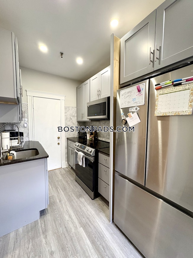 Boston - $4,500+ /mo