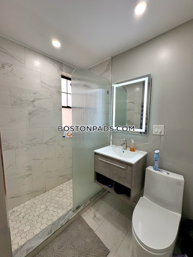 Boston - $4,500+ /mo