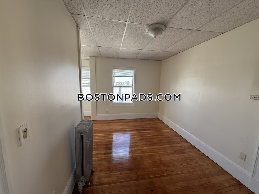 Cambridge - $2,700+ /month