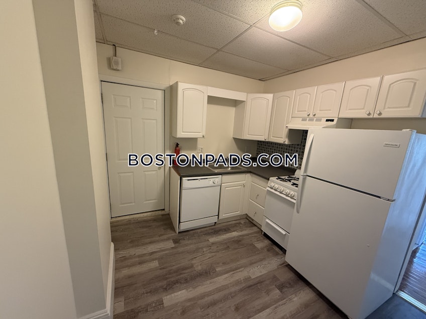 Cambridge - $2,700+ /month