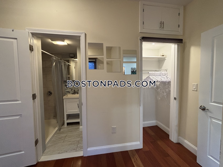 Cambridge - $2,900+ /month