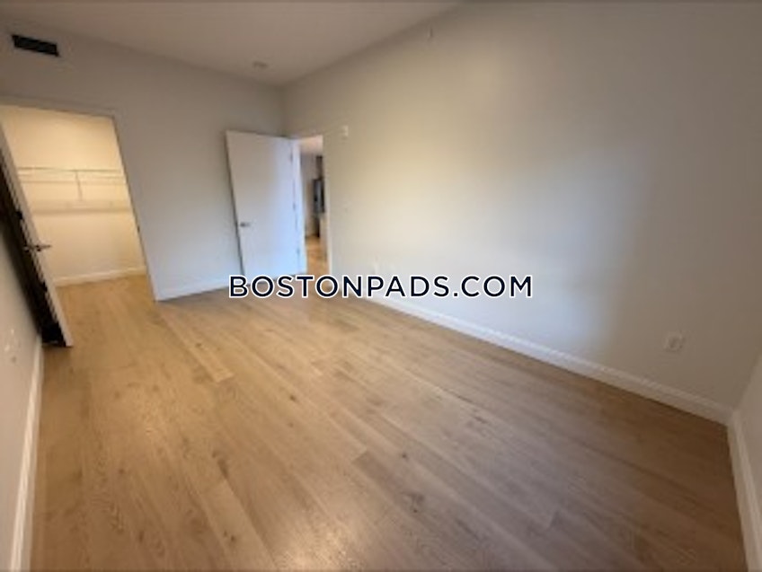Boston - $3,900+ /month