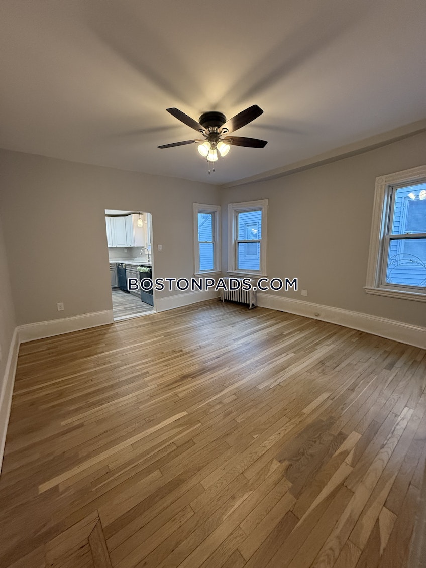 Everett - $2,950+ /month