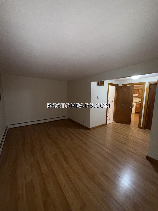 Boston - $2,050+ /mo