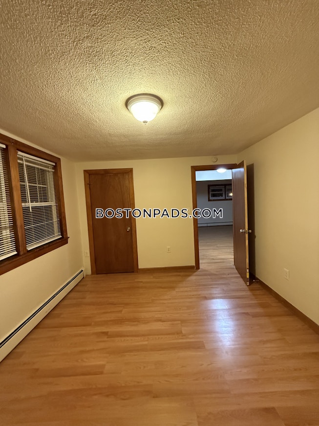 Boston - $2,050+ /mo