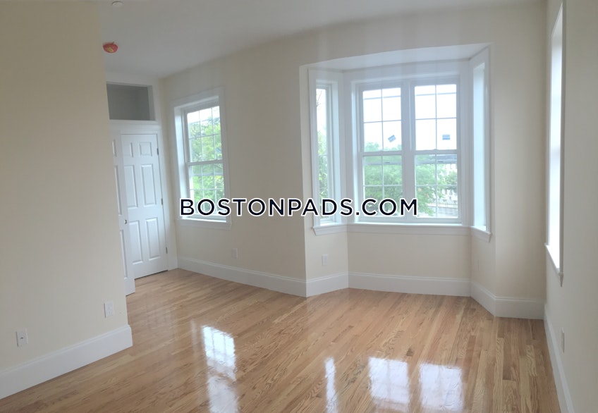 Boston - $8,500+ /month