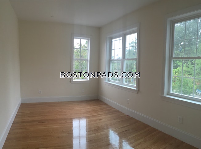 Boston - $8,500+ /mo