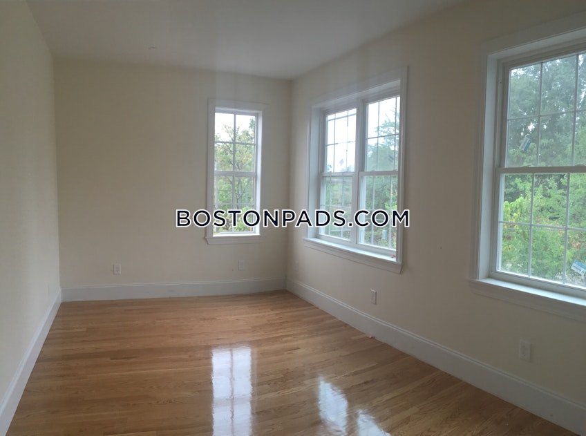 Boston - $8,500+ /month