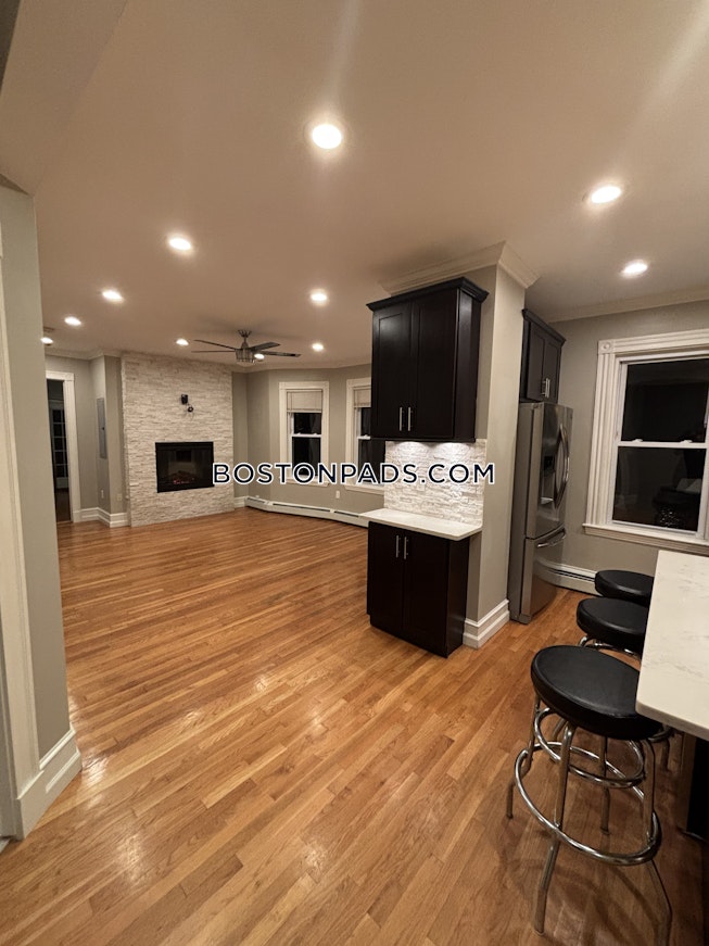 Boston - $4,000+ /mo