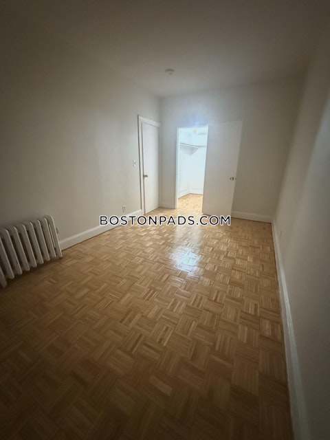 Parkvale Boston photo 12