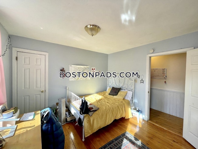 Roxbury Crossing - $4,950+ /mo