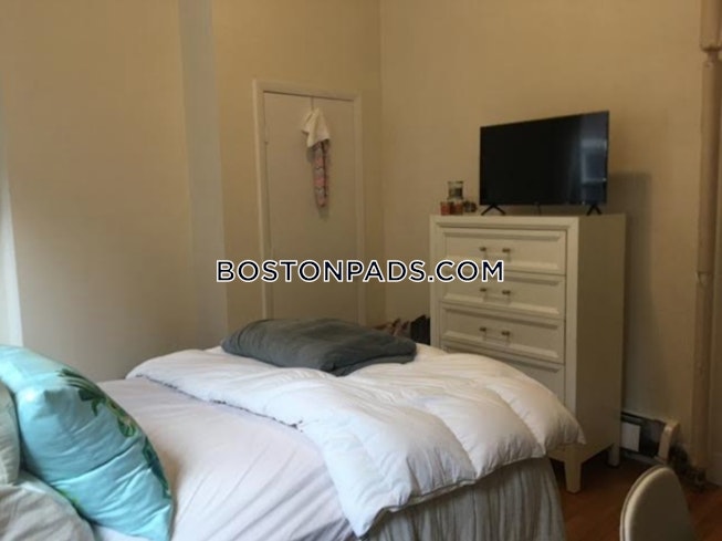 Boston - $4,202+ /mo