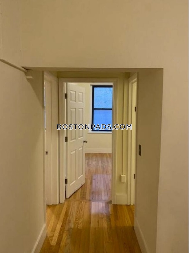 Boston - $4,202+ /mo