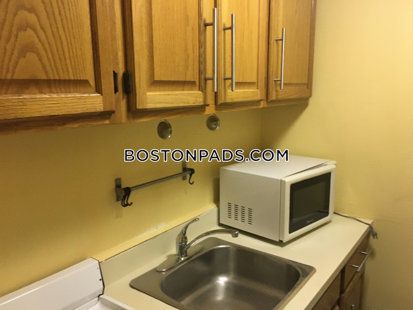 BOSTON - BEACON HILL - 1 Bed, 1 Bath - Image 9