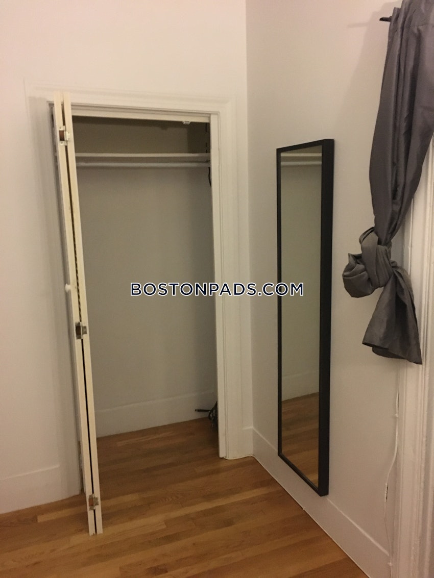 BOSTON - BEACON HILL - 1 Bed, 1 Bath - Image 5