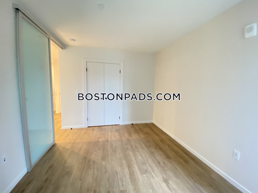 BOSTON - SEAPORT/WATERFRONT - 1 Bed, 1 Bath - Image 4