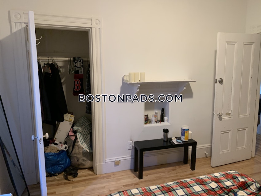 BOSTON - DORCHESTER/SOUTH BOSTON BORDER - 4 Beds, 1 Bath - Image 30