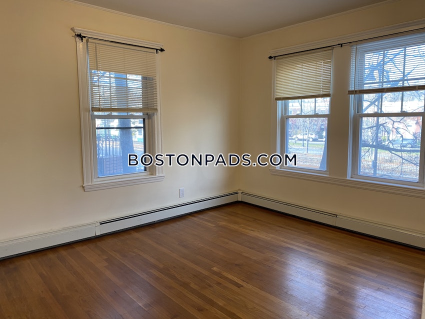 BOSTON - ALLSTON/BRIGHTON BORDER - 2 Beds, 1 Bath - Image 4