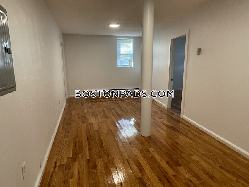 BOSTON - JAMAICA PLAIN - JACKSON SQUARE - 3 Beds, 1 Bath - Image 4