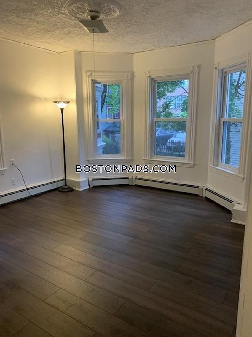 BOSTON - JAMAICA PLAIN - CENTER - 3 Beds, 1 Bath - Image 18