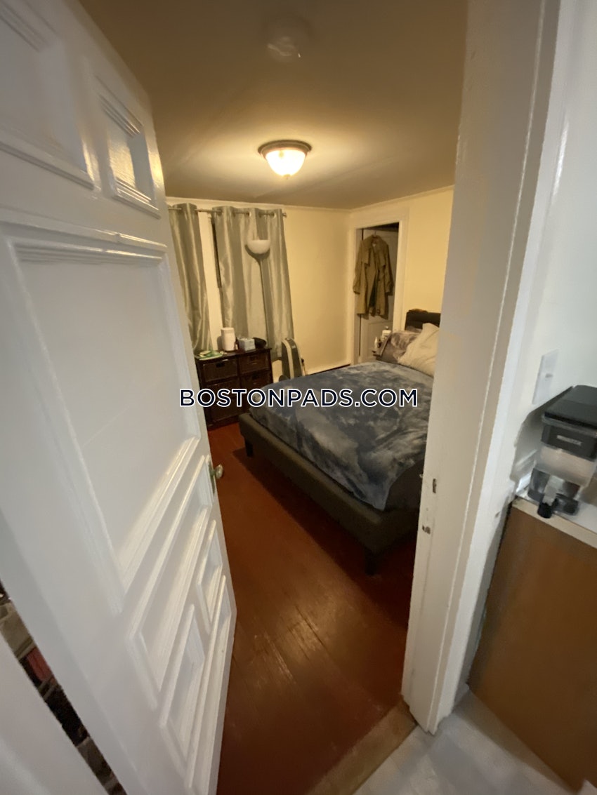 PLYMOUTH - 2 Beds, 1 Bath - Image 17