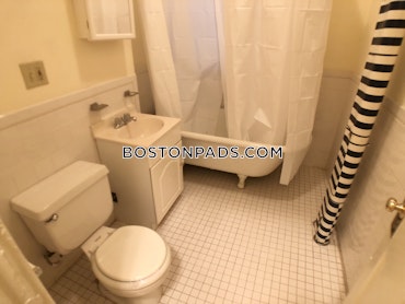 Boston - 0 Beds, 1 Baths