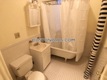 Boston - 0 Beds, 1 Baths