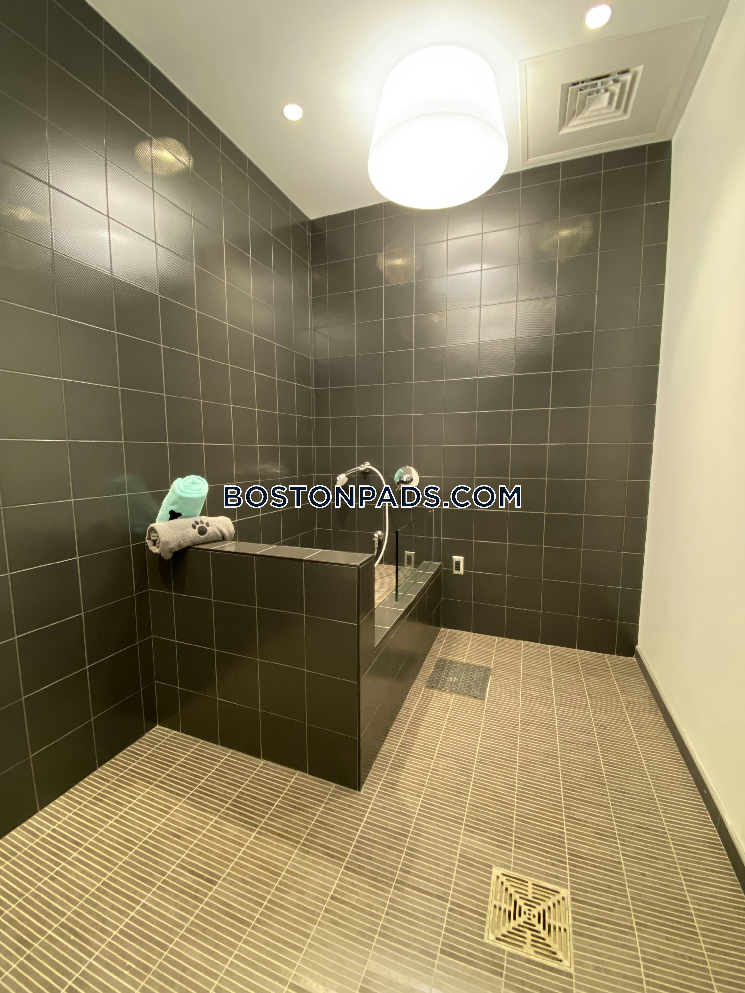 Boston - 2 Beds, 2 Baths