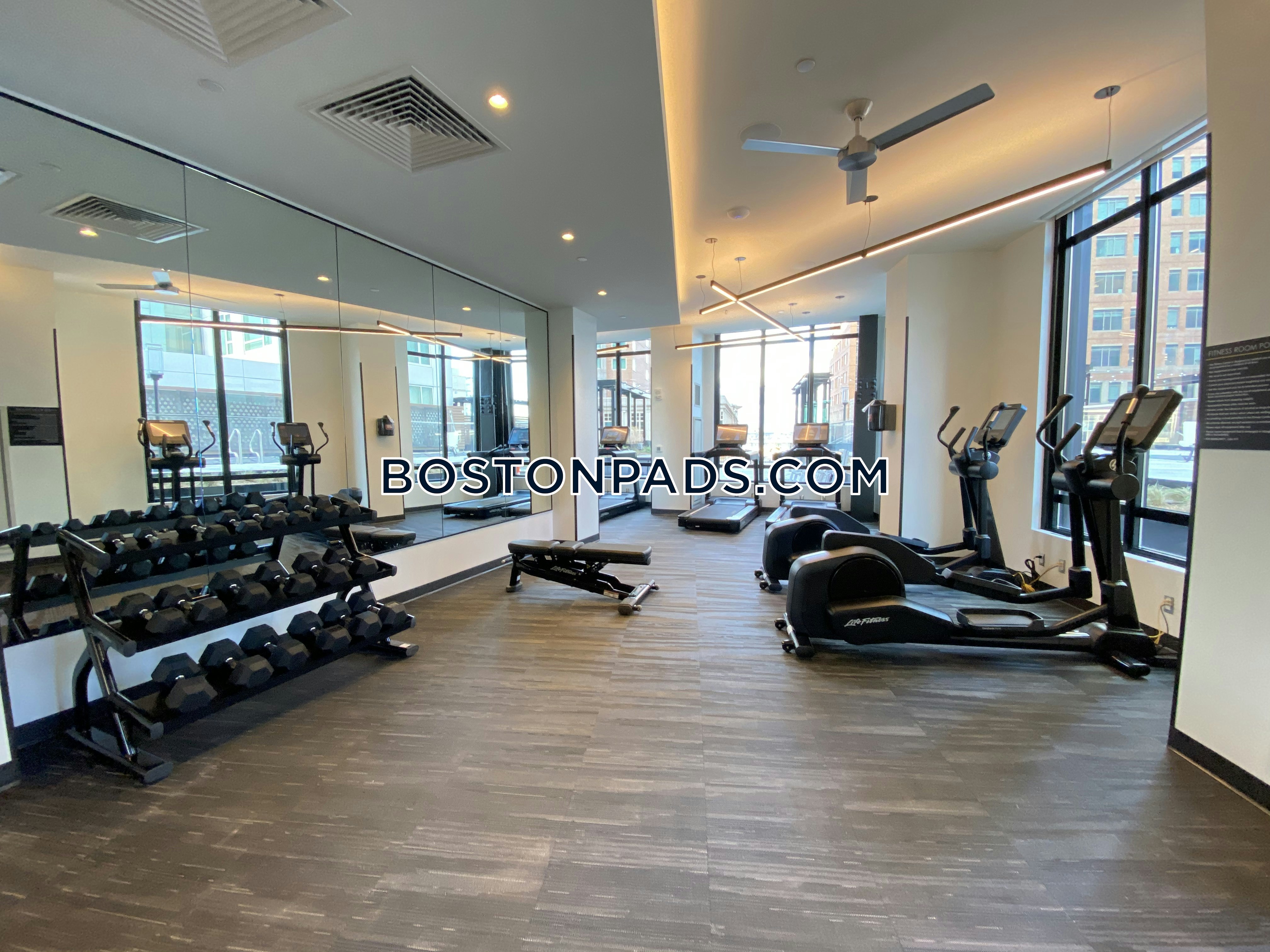 Boston - 2 Beds, 2 Baths