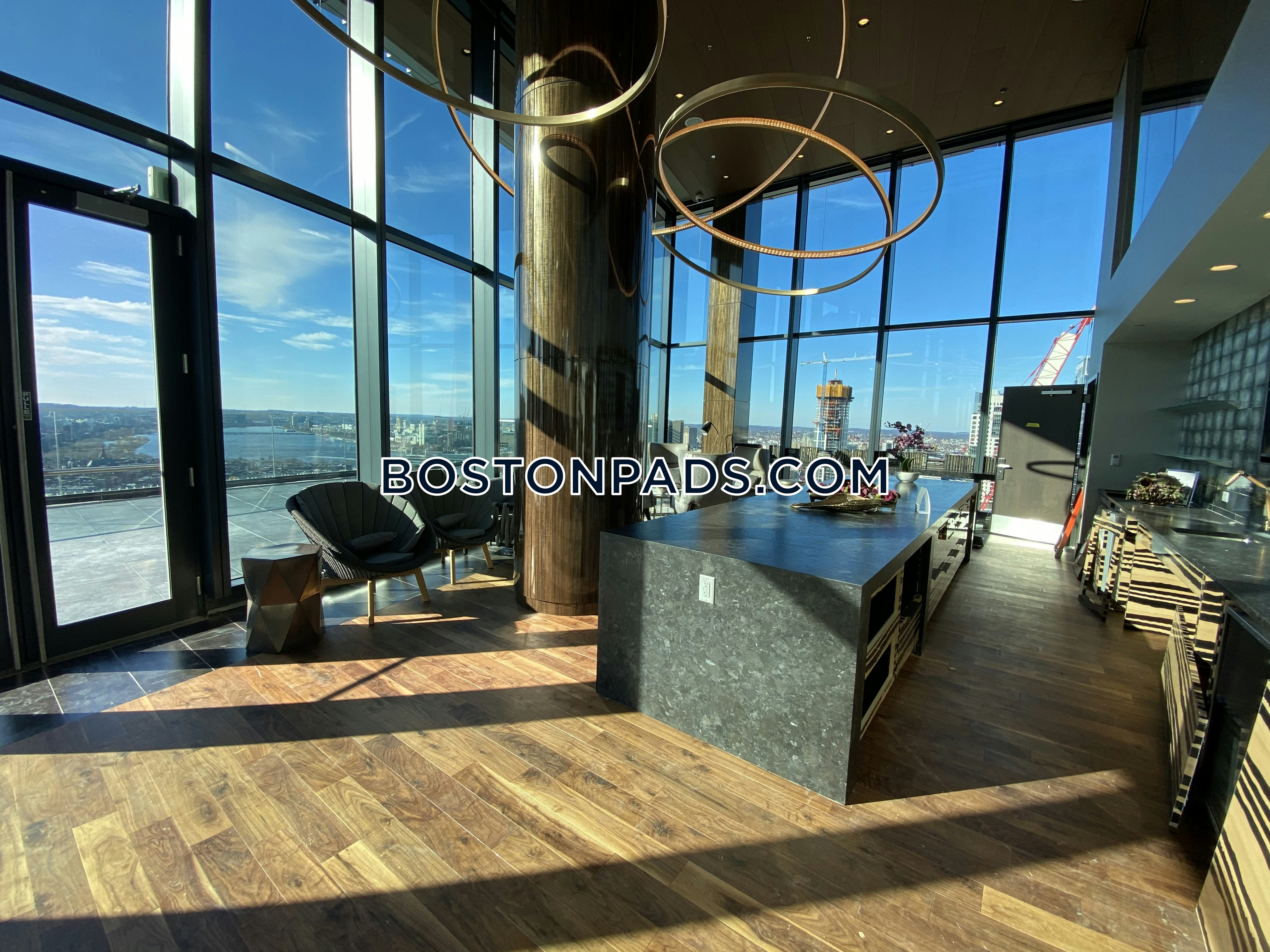 Boston - 3 Beds, 3 Baths