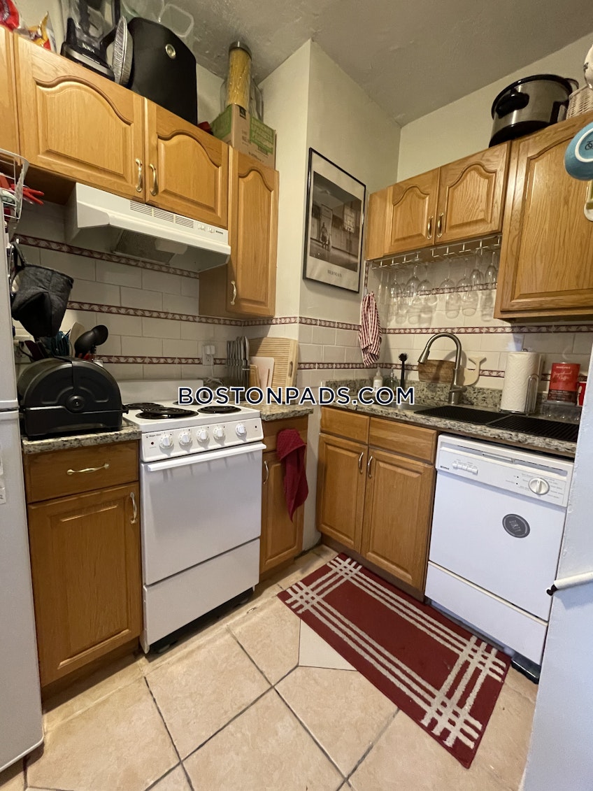 Brookline - $2,950+ /month