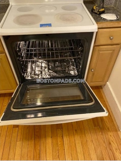 Fenway/kenmore 2 Beds 1 Bath Boston - $4,202 No Fee