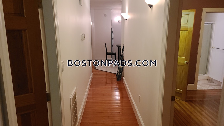 BOSTON - JAMAICA PLAIN - FOREST HILLS - 3 Beds, 2 Baths - Image 11