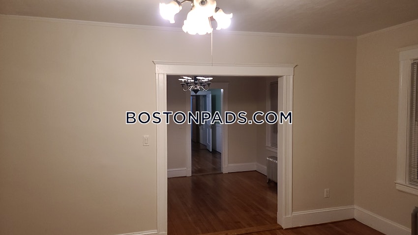 BOSTON - ROSLINDALE - 3 Beds, 1 Bath - Image 14