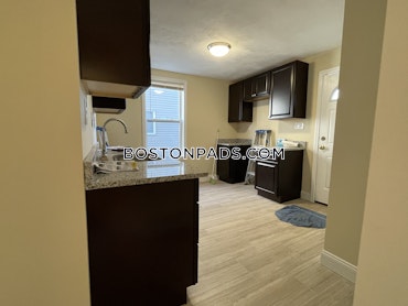 Boston - 3 Beds, 1 Baths