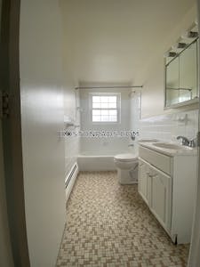Woburn 1 Bed 1 Bath WOBURN $1,950 - $1,850 No Fee