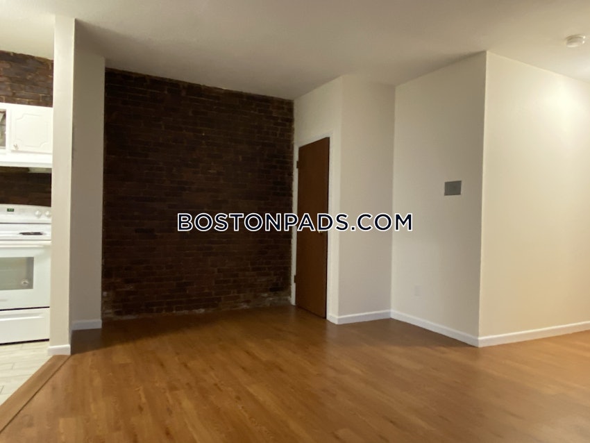 BOSTON - MISSION HILL - 1 Bed, 1 Bath - Image 10