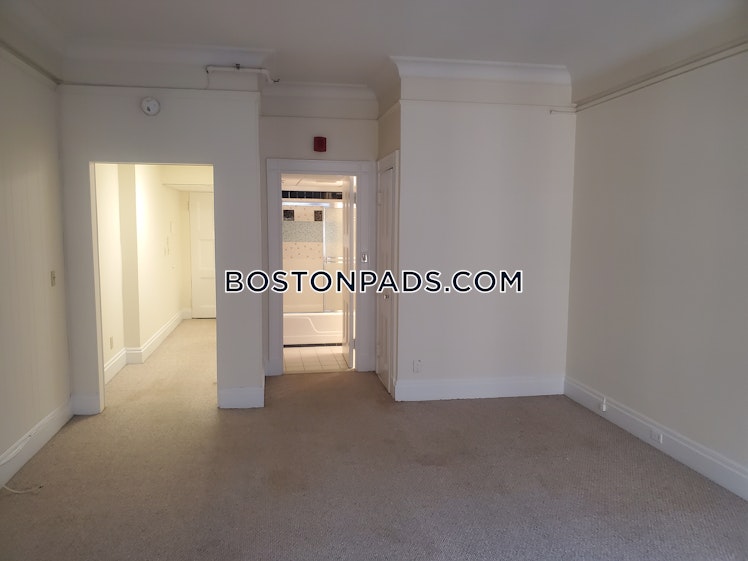 Boylston St., Boston