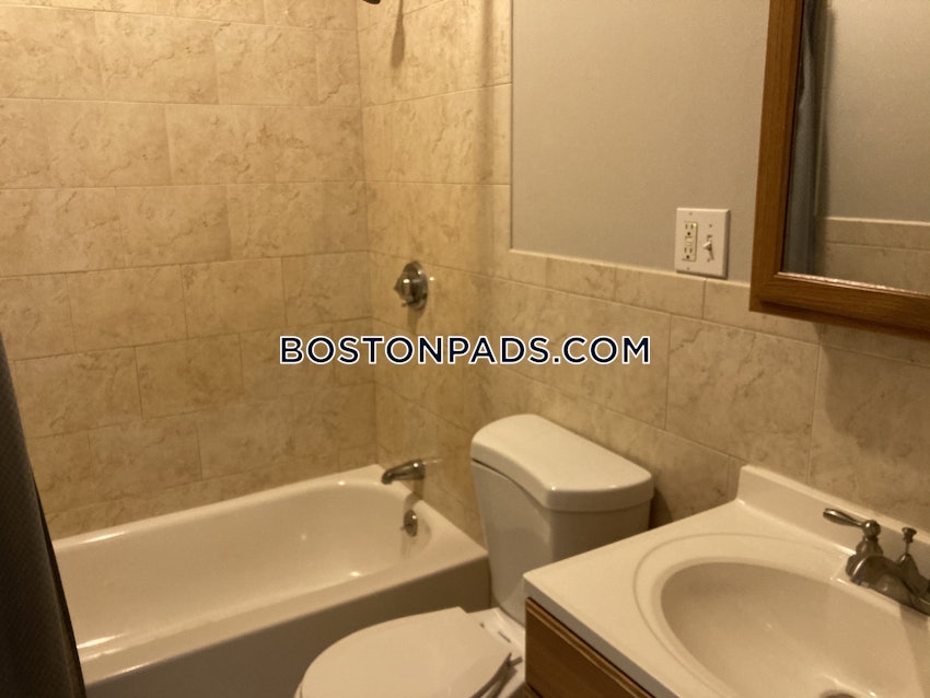 BOSTON - BRIGHTON - CLEVELAND CIRCLE - 4 Beds, 2 Baths - Image 23